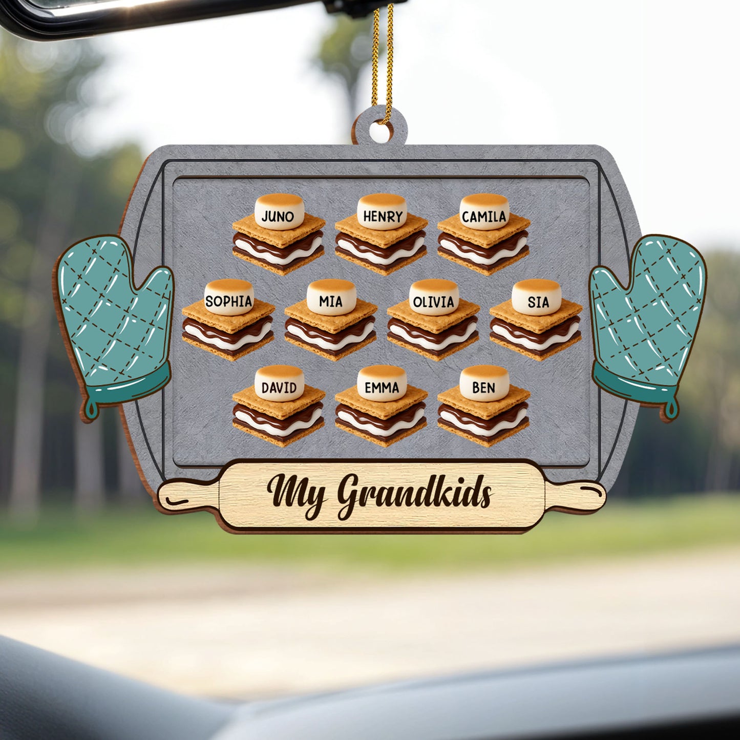 Celebrate Your Grandkids With A Customizable Wooden Ornament