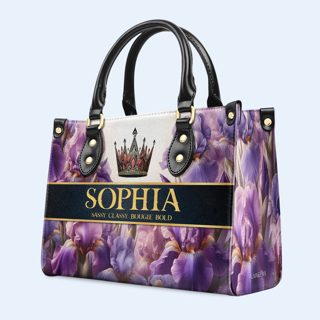 Sassy Classy Bougie Bold Crown And Flowers