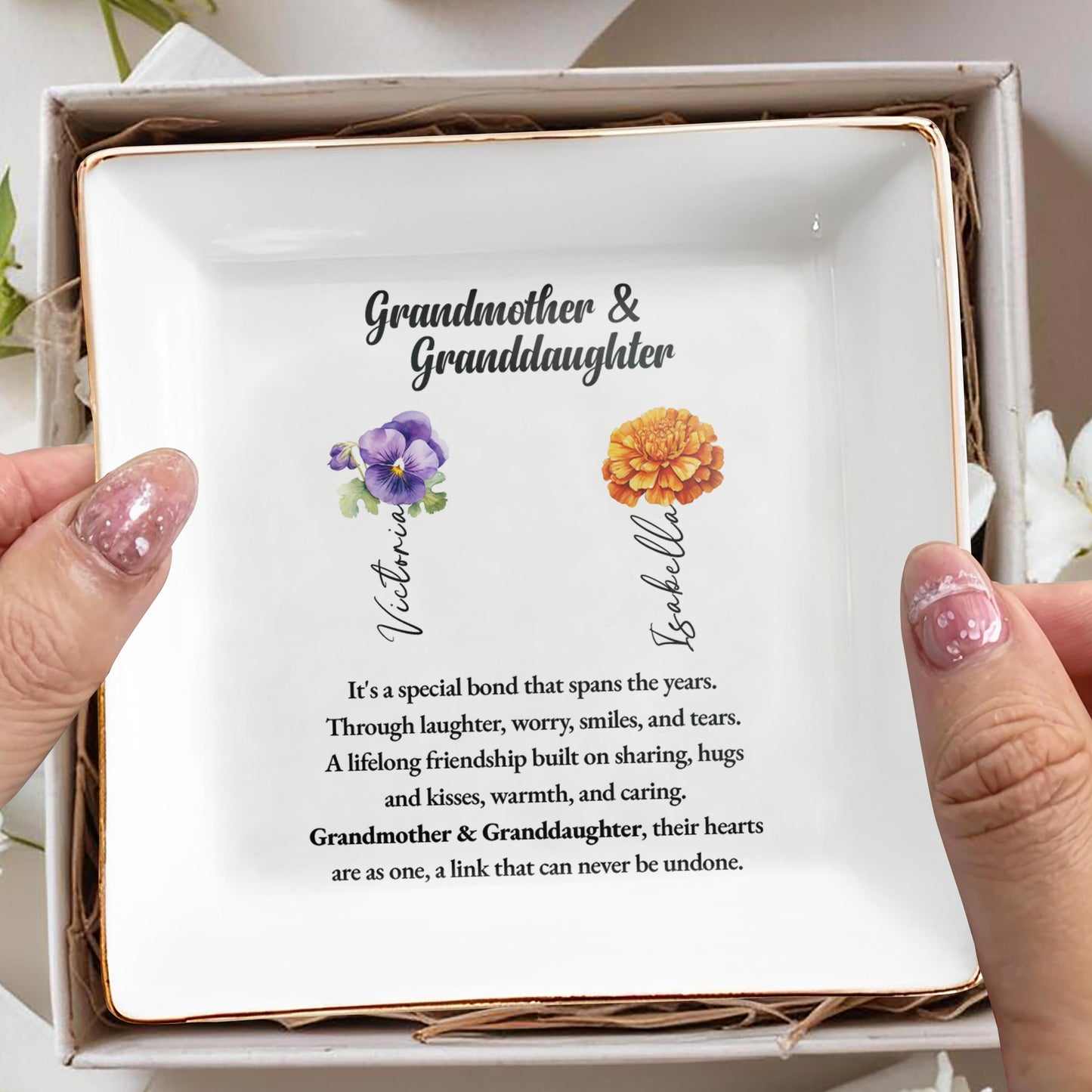 Plato de cerámica con lazo especial para abuela y nieta - Plato de joyería personalizado - GDT027_SCRD