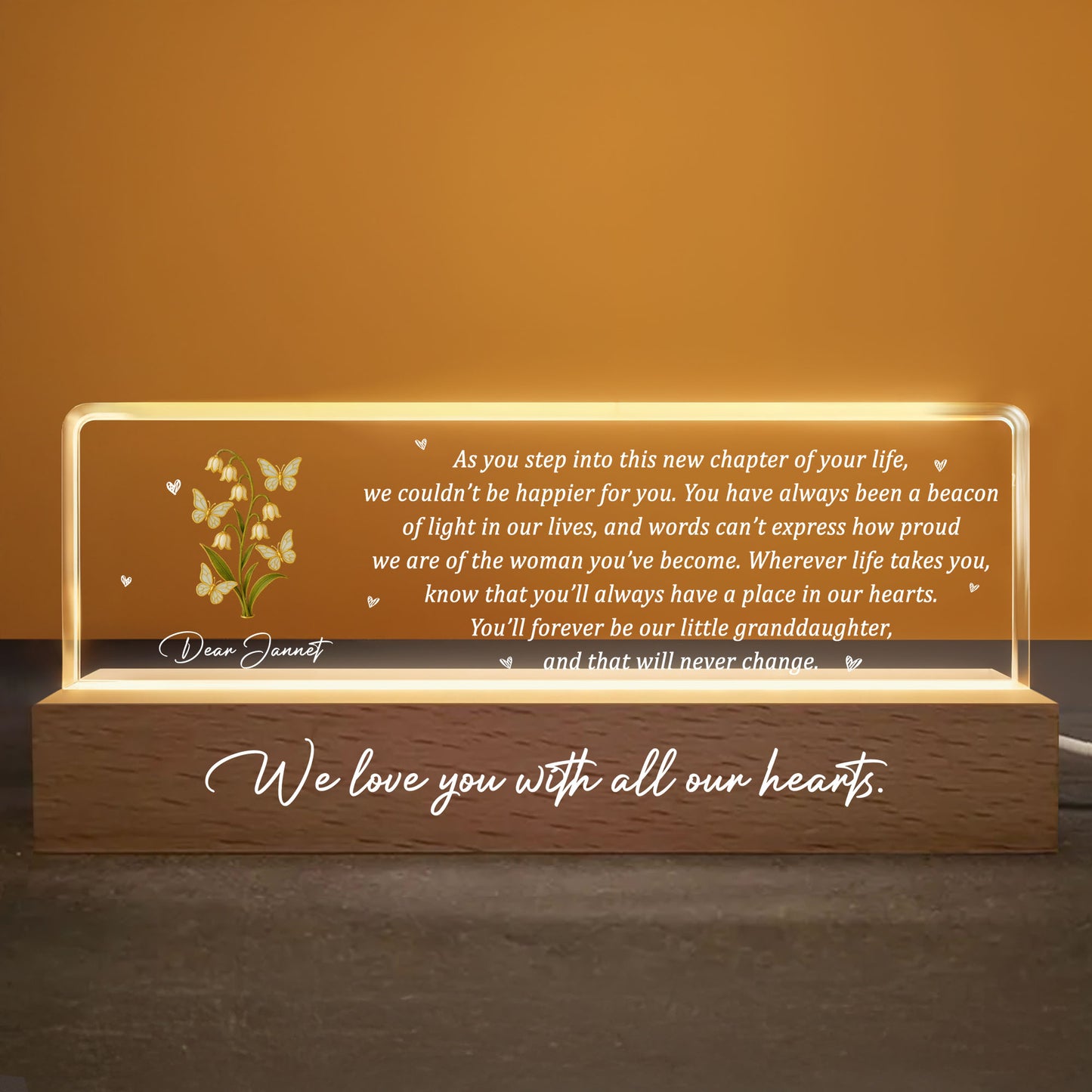 Nous t'aimons de tout notre cœur, motif fleurs et cœurs - Veilleuse LED personnalisée avec base en bois - GDT318_LEREC