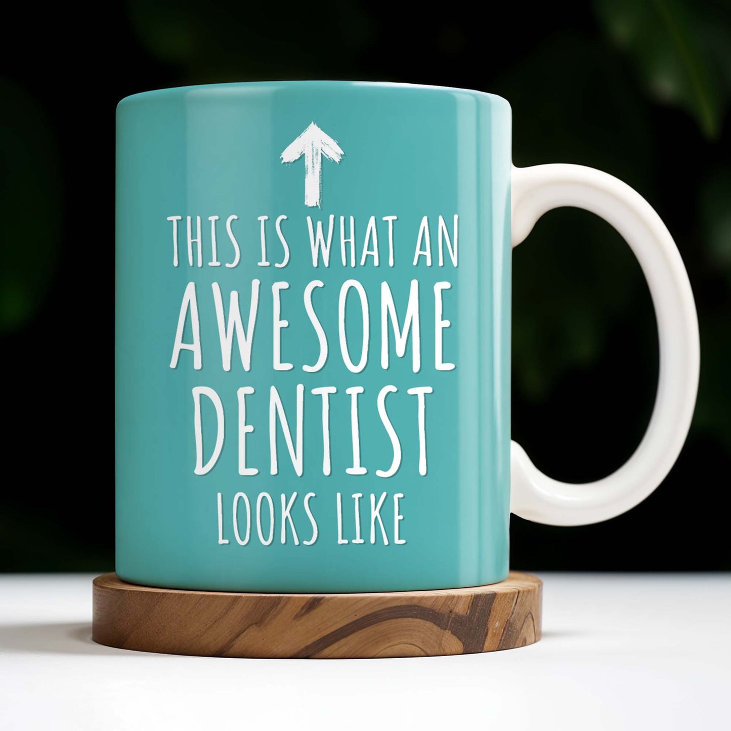 This Is What An Awesome Dentist Looks Like, Arrow and Text