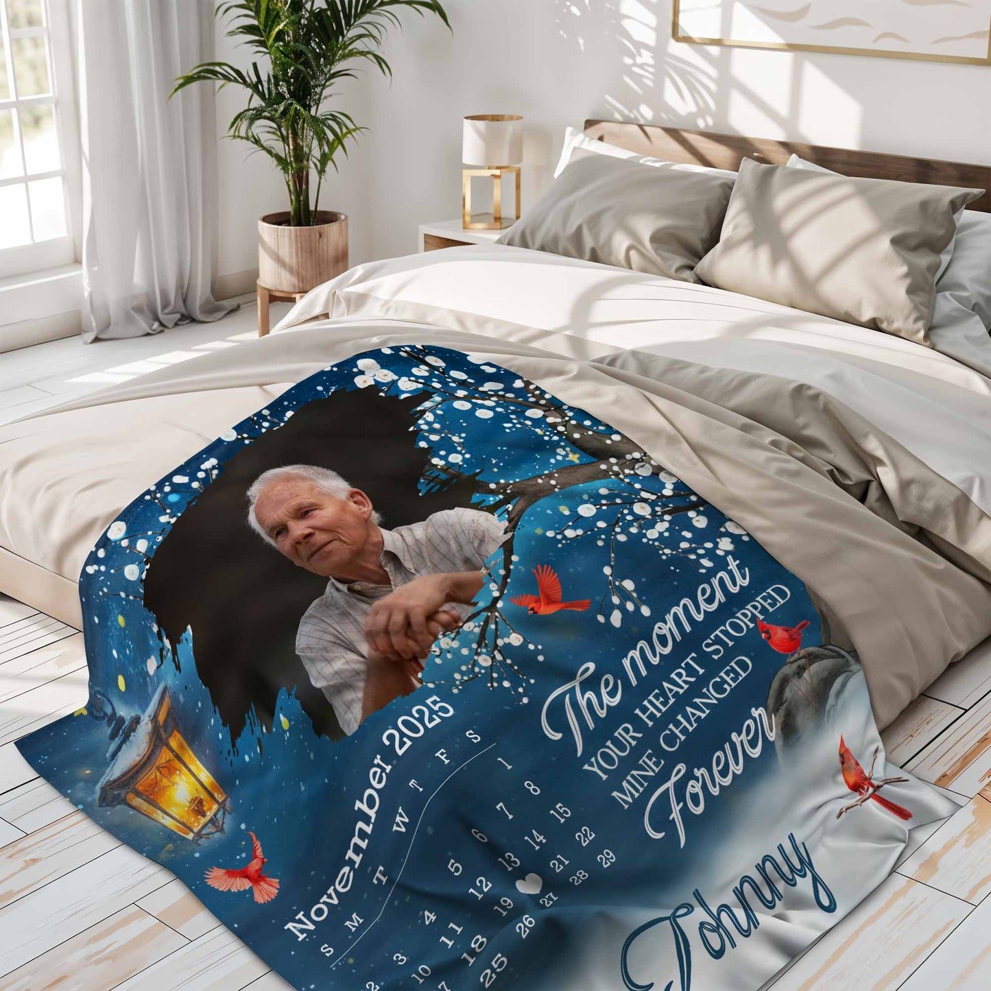 The Moment Your Heart Stopped, Birds and Lantern Design