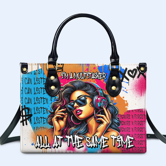 Soy una persona multitarea - Bolso de mano de cuero personalizado - DG082_HB