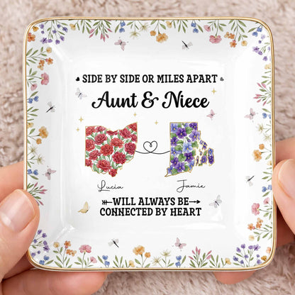 Aunt & Niece Always Connected By Heart, Flowers Design