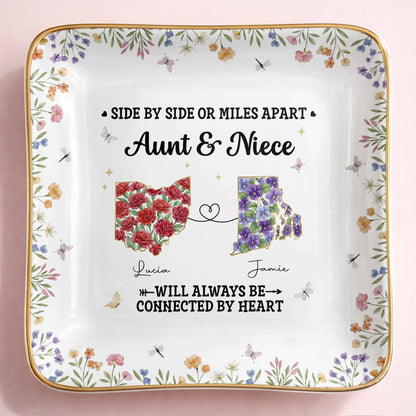 Aunt & Niece Always Connected By Heart, Flowers Design