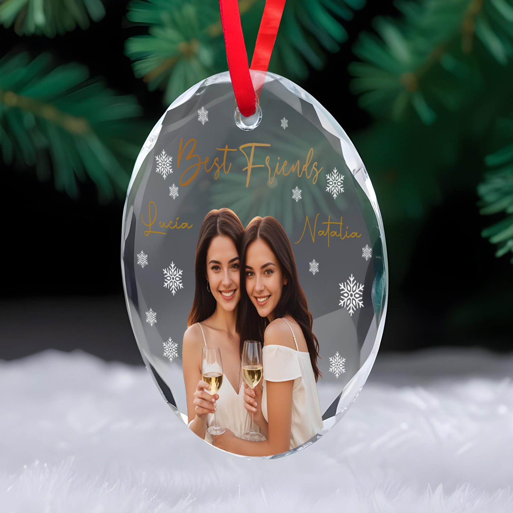 Best Friends Circle Glass Ornament