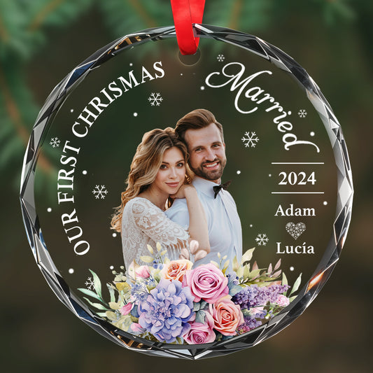 Celebrate Love This Christmas With Charming Bouquet