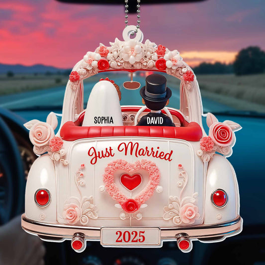 Just Married Vintage Car With Roses And Heart
