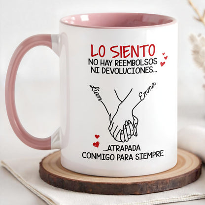 Lo Siento, No Hay Reembolsos Holding Hands