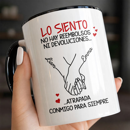 Lo Siento, No Hay Reembolsos Holding Hands