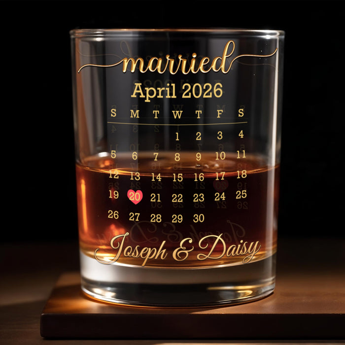 Married Custom Calendar With Heart Special Date Design - Personalized Custom Whiskey Glass - CPL2195_RWG