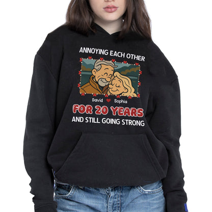 Annoying Each Other, Couple And Hearts Design