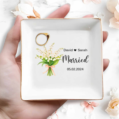 Married, Celebrate Love With Elegant Flowers