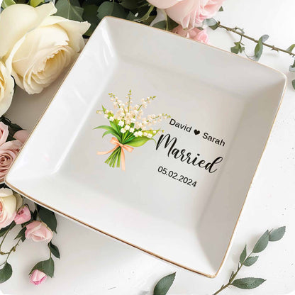 Married, Celebrate Love With Elegant Flowers