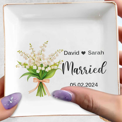 Married, Celebrate Love With Elegant Flowers