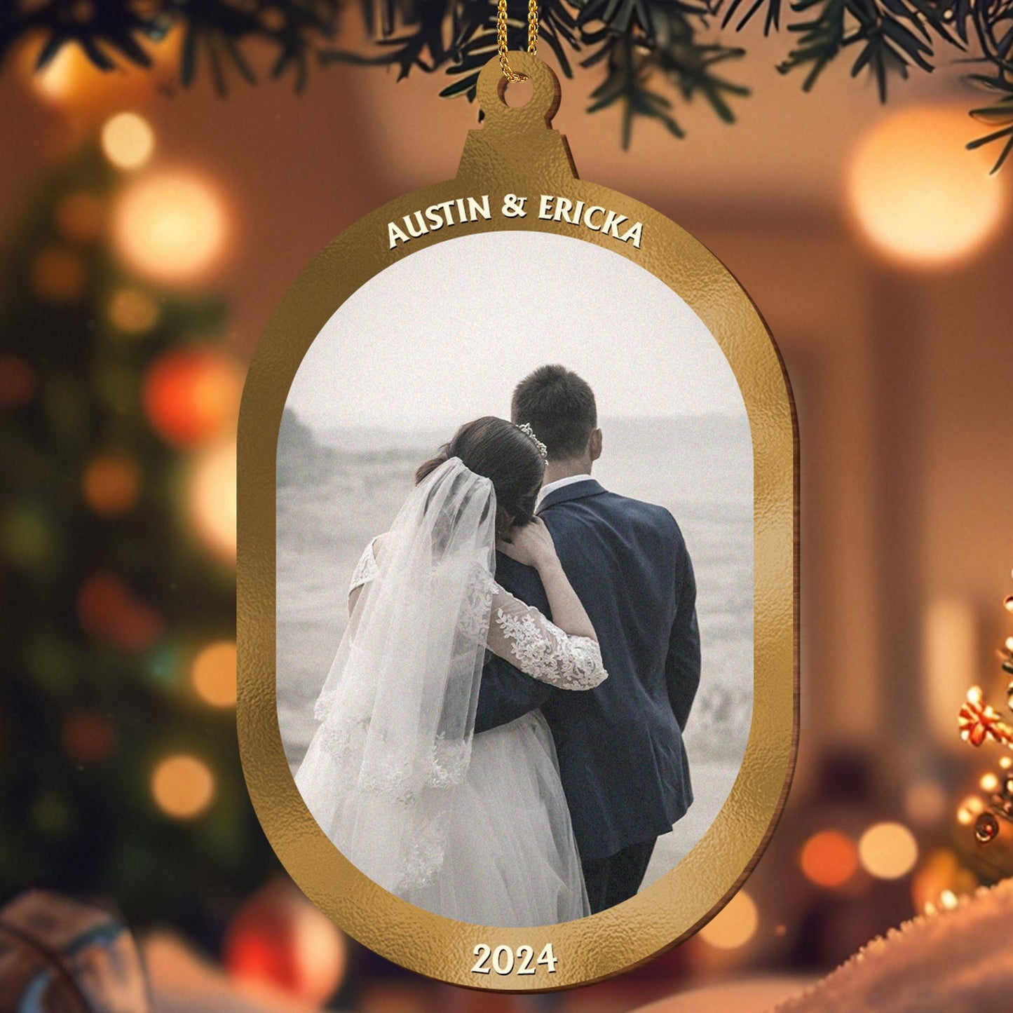 Capture Your Special Moments, Wedding Couple Ornament