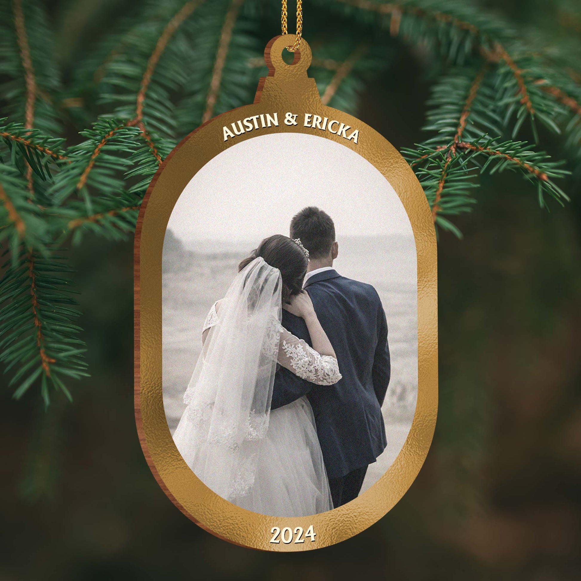 Capture Your Special Moments, Wedding Couple Ornament