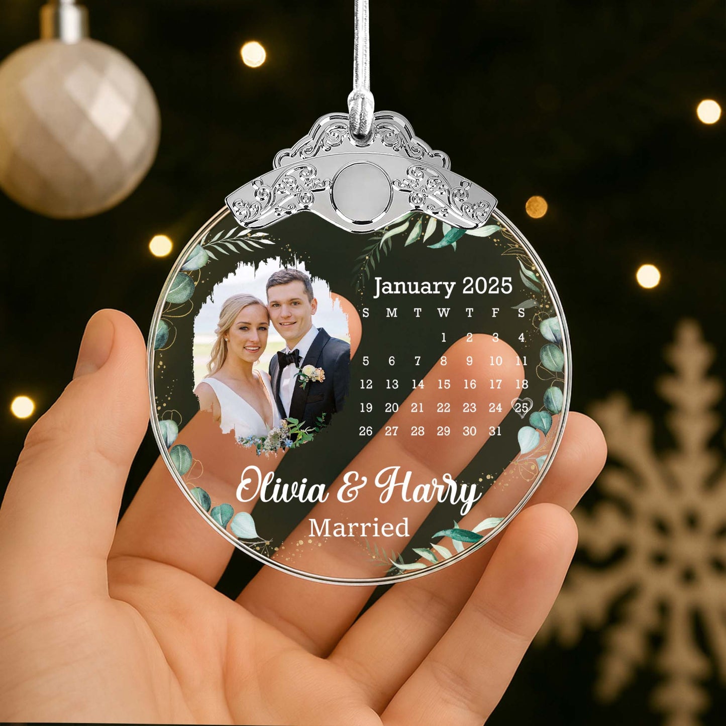 Celebrate Your Special Day With A Beautiful Foliage Design