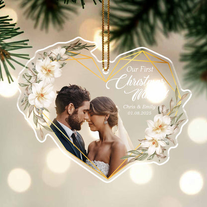 Our First Christmas Married, Flowers & Couple Design