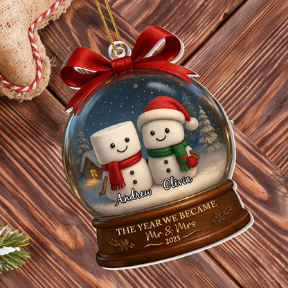 The Year We Became Mr & Mrs With Marshmallow Figures