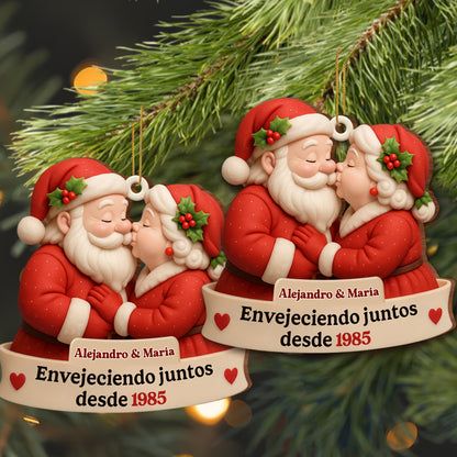 Envejeciendo Juntos, Santa Claus Figures And Hearts