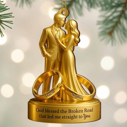 God Blessed The Broken Road, Couple And Rings