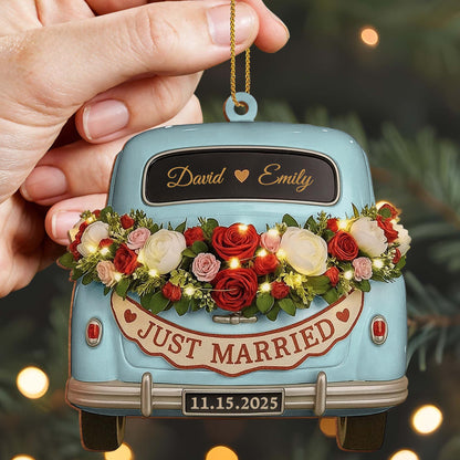 Just Married, Vintage Car With Flower Wreath
