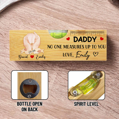 Papa, personne ne te surpasse, cœur et règle - Niveau à bulle en bois personnalisé avec décapsuleur - DAD016_PLEV