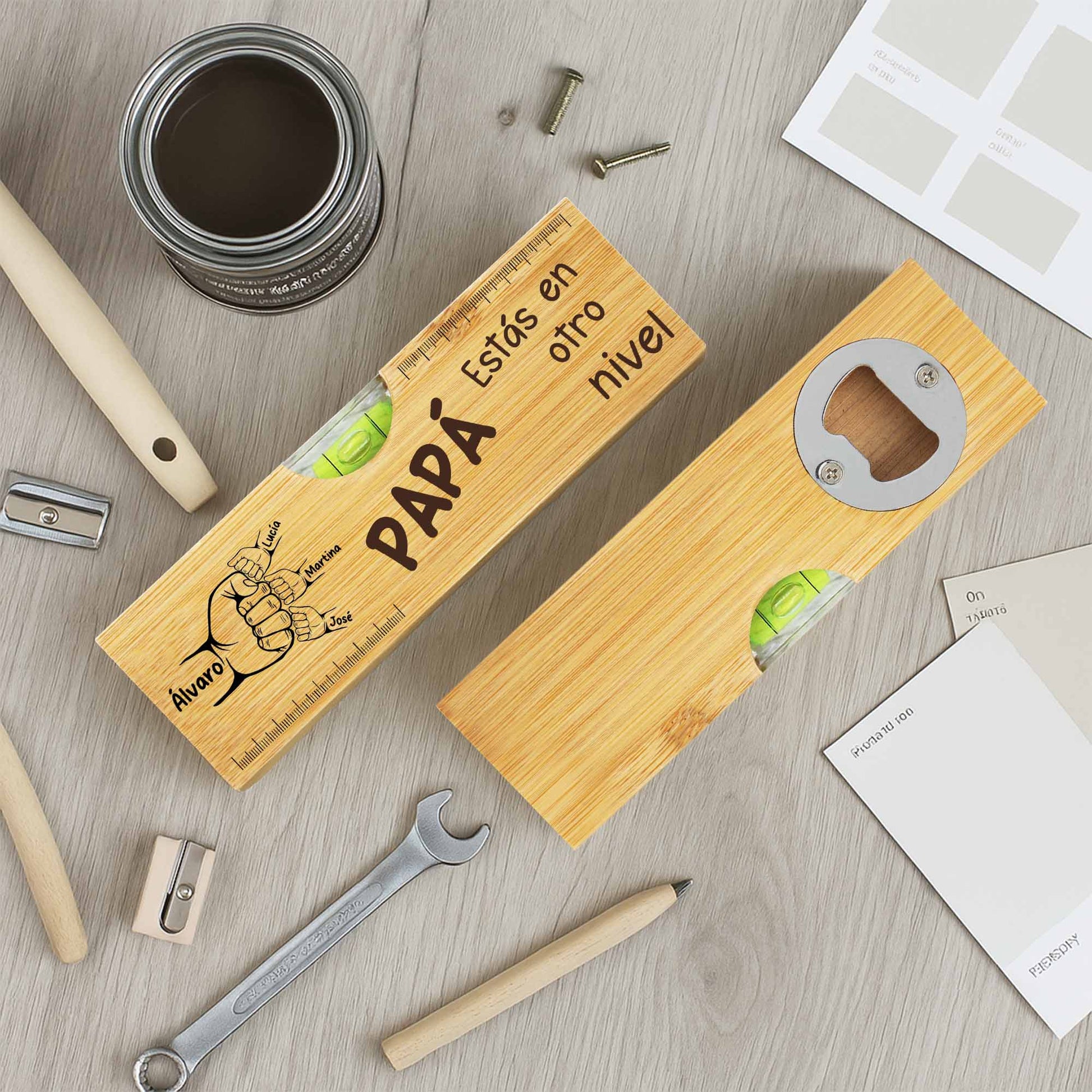 Estás En Otro Nivel, Hand Gesture