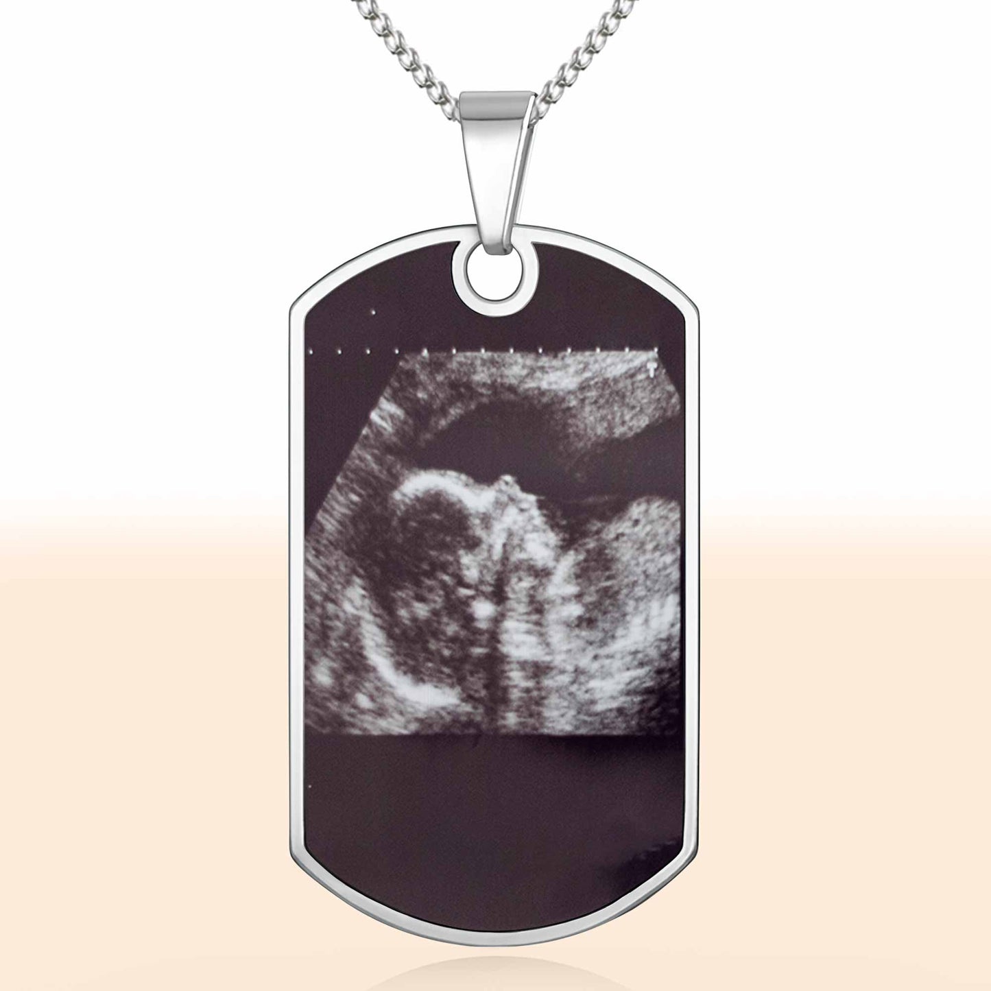 Para Papá, Ahora Tú También, Ultrasound Heart Necklace