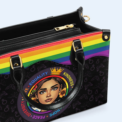 Reina del empoderamiento - Bolso de mano de cuero personalizado - DG021_HB