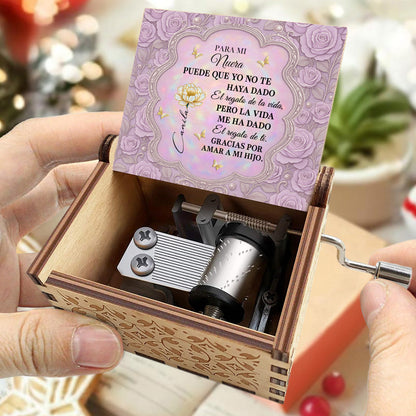 Para Mi Nuera, Roses and Butterflies Design