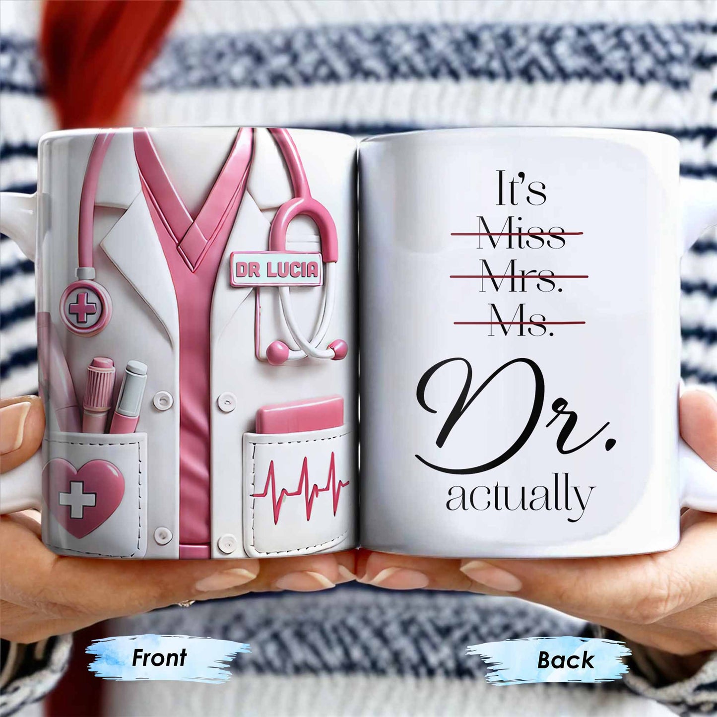 C'est Mademoiselle Madame Docteur, blouse médicale et stéthoscope - Tasse à café personnalisée - DOC016_MG