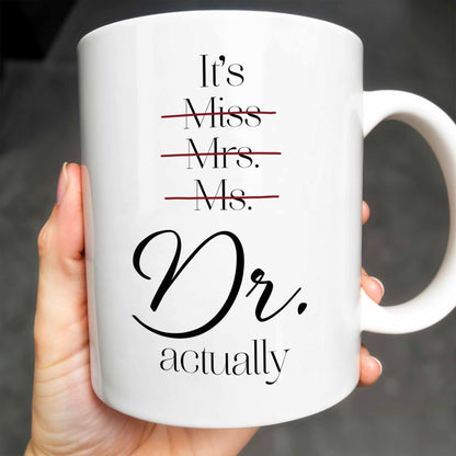 C'est Mademoiselle Madame Docteur, blouse médicale et stéthoscope - Tasse à café personnalisée - DOC016_MG