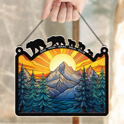 Admirez la beauté de la nature avec ce paysage de montagne et de forêt vibrant – Attrape-soleil personnalisé – FAM312_CSUN