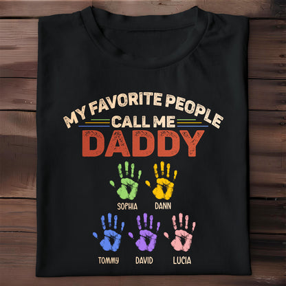 My Favorite People Call Me Daddy, Colored Handprints
