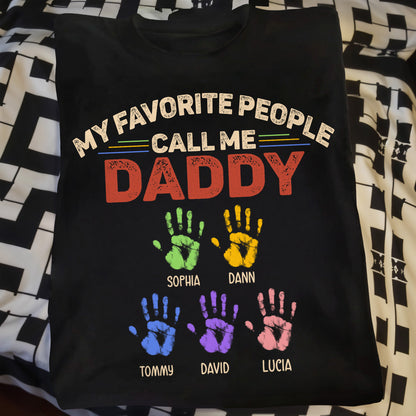 My Favorite People Call Me Daddy, Colored Handprints