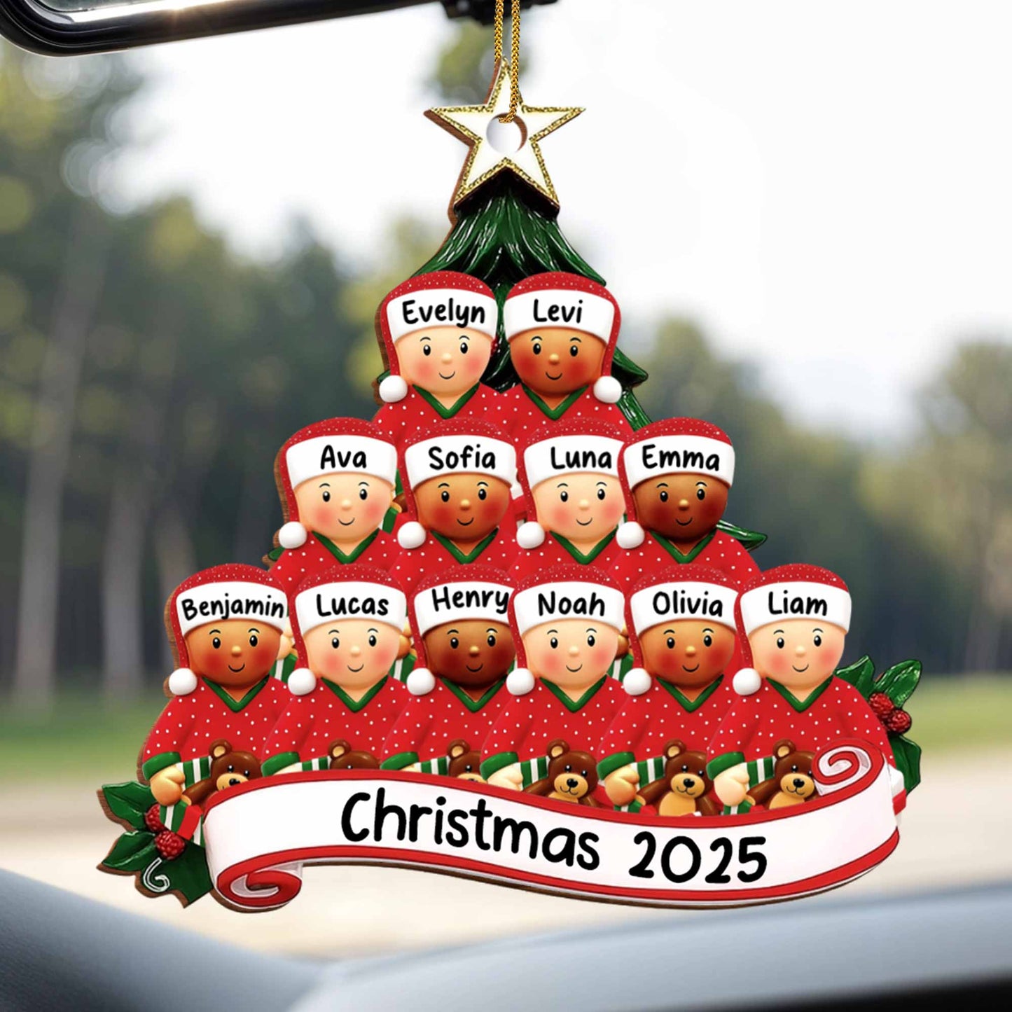 Celebrate The Festive Season With This Christmas Tree Ornament