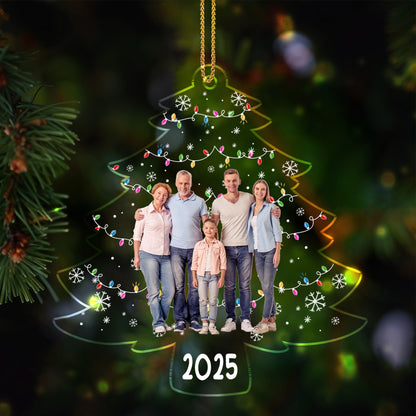 Celebrate Your Family This Christmas With A Personalized Tree
