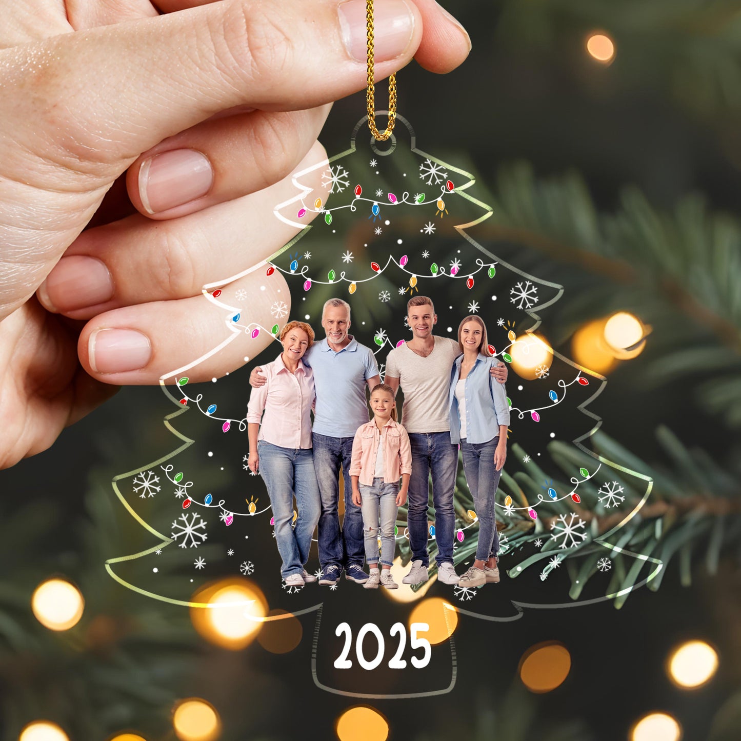 Celebrate Your Family This Christmas With A Personalized Tree