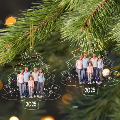 Celebrate Your Family This Christmas With A Personalized Tree