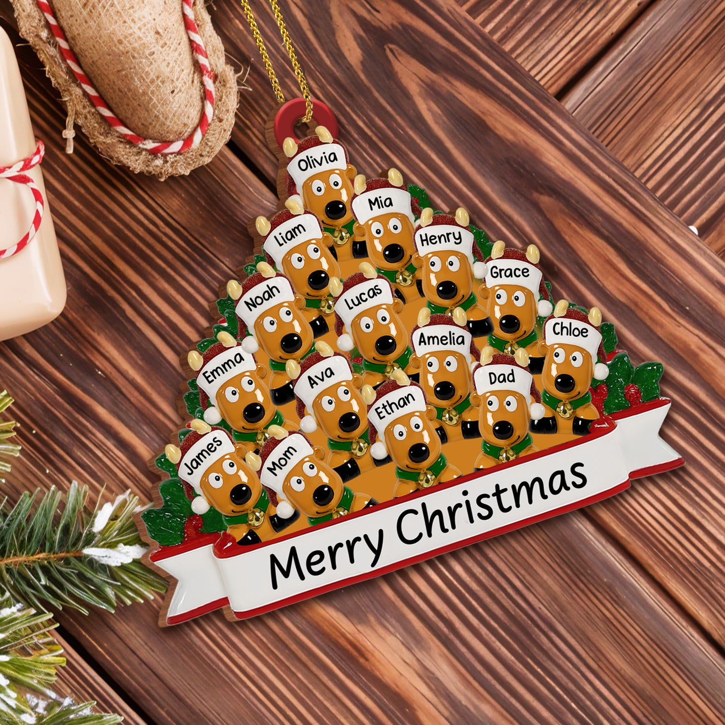 Feliz Navidad con mi familia y mis adorables perritos - Adorno de madera personalizado, forma personalizada - FAM456_WDO