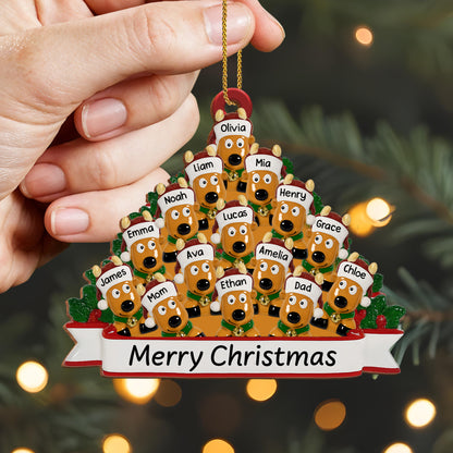 Feliz Navidad con mi familia y mis adorables perritos - Adorno de madera personalizado, forma personalizada - FAM456_WDO