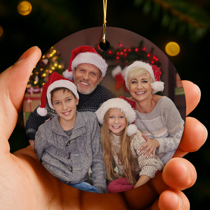 Create Lasting Holiday Memories Family Christmas Ornament