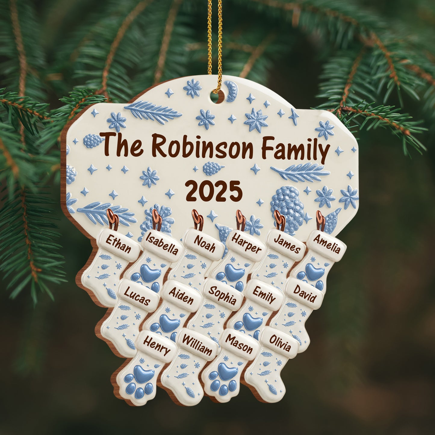 Celebrate Family Bonds With Festive Ornaments