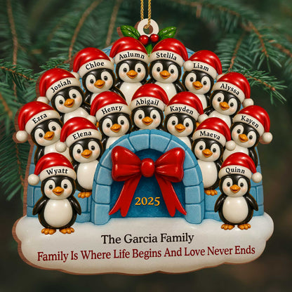 Adorno de pingüino "Familia donde la vida comienza y el amor nunca termina" - Adorno de madera personalizado, forma personalizada - FAM551_WDO