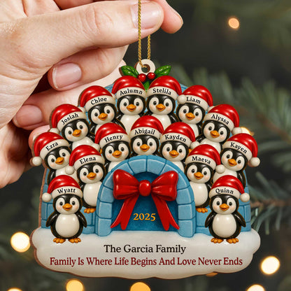 Adorno de pingüino "Familia donde la vida comienza y el amor nunca termina" - Adorno de madera personalizado, forma personalizada - FAM551_WDO