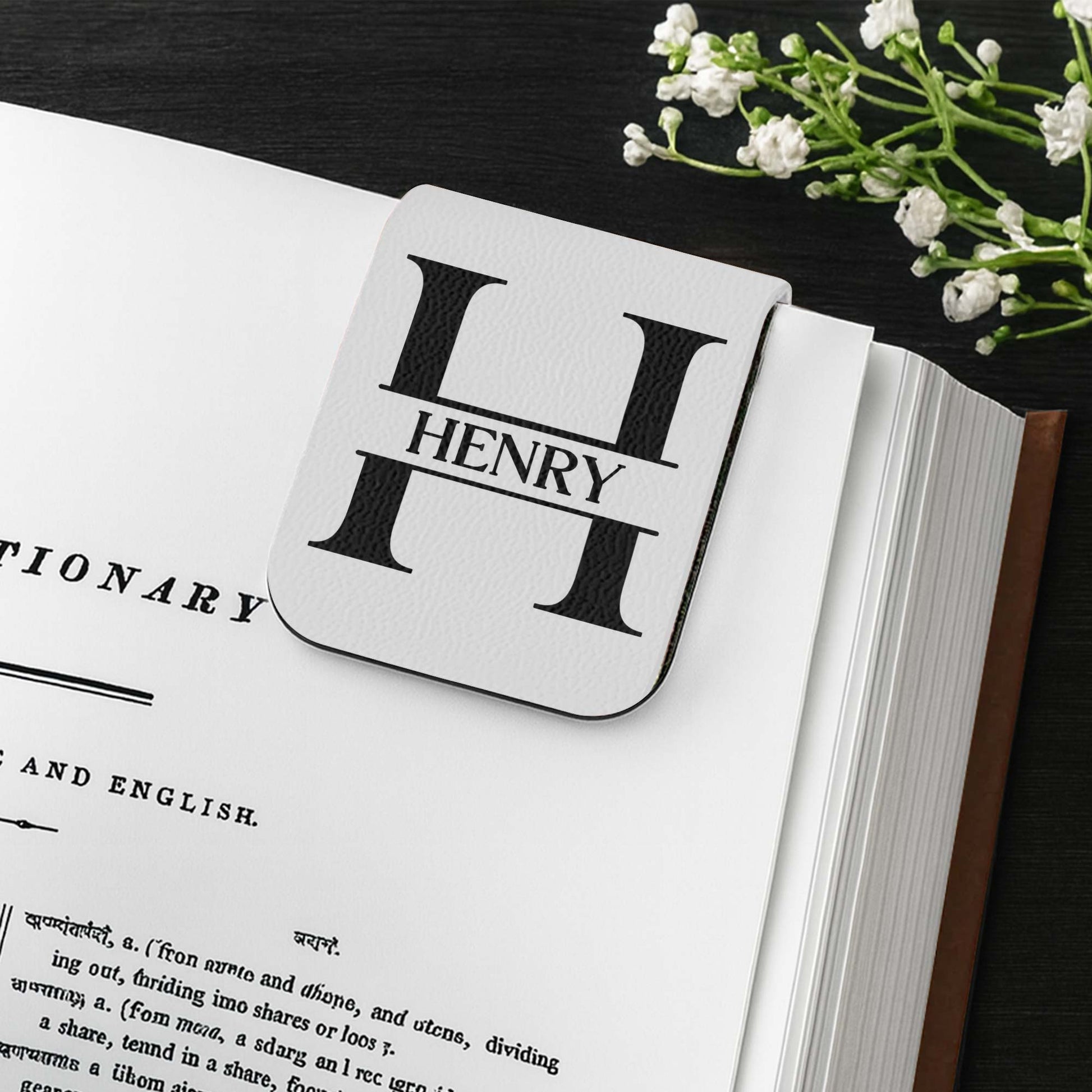 Customizable Leather Bookmark With Letter 'H'