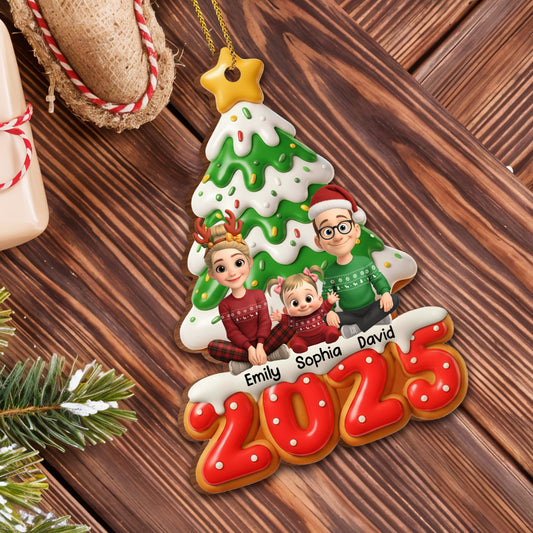 Celebrate The Festive Season With A Heartwarming Family Ornament