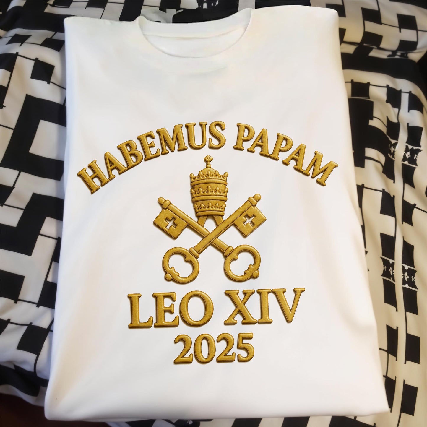 Habemus Papam Leo XIV 2025, Papal Crown and Keys
